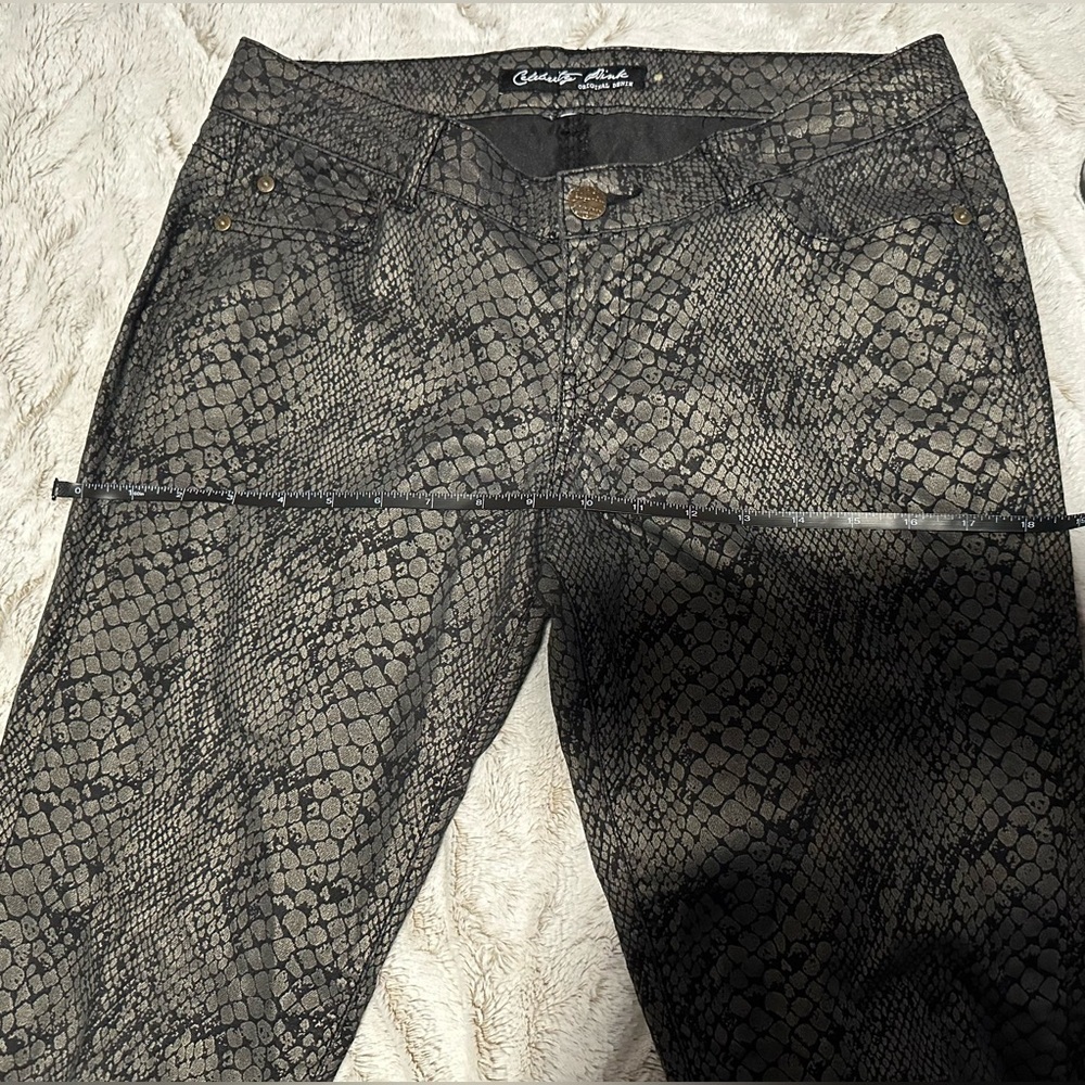 Celebrity Pink Junior’s Snake Print Skinny Leggings Jeggings Pants - Picture 4 of 16